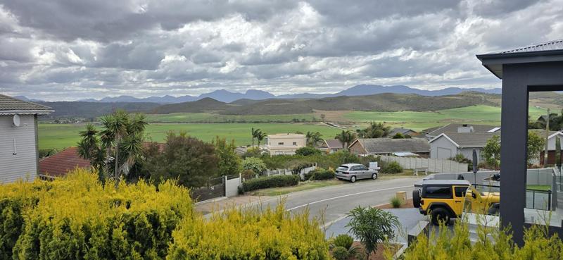 3 Bedroom Property for Sale in Fraaiuitsig Western Cape